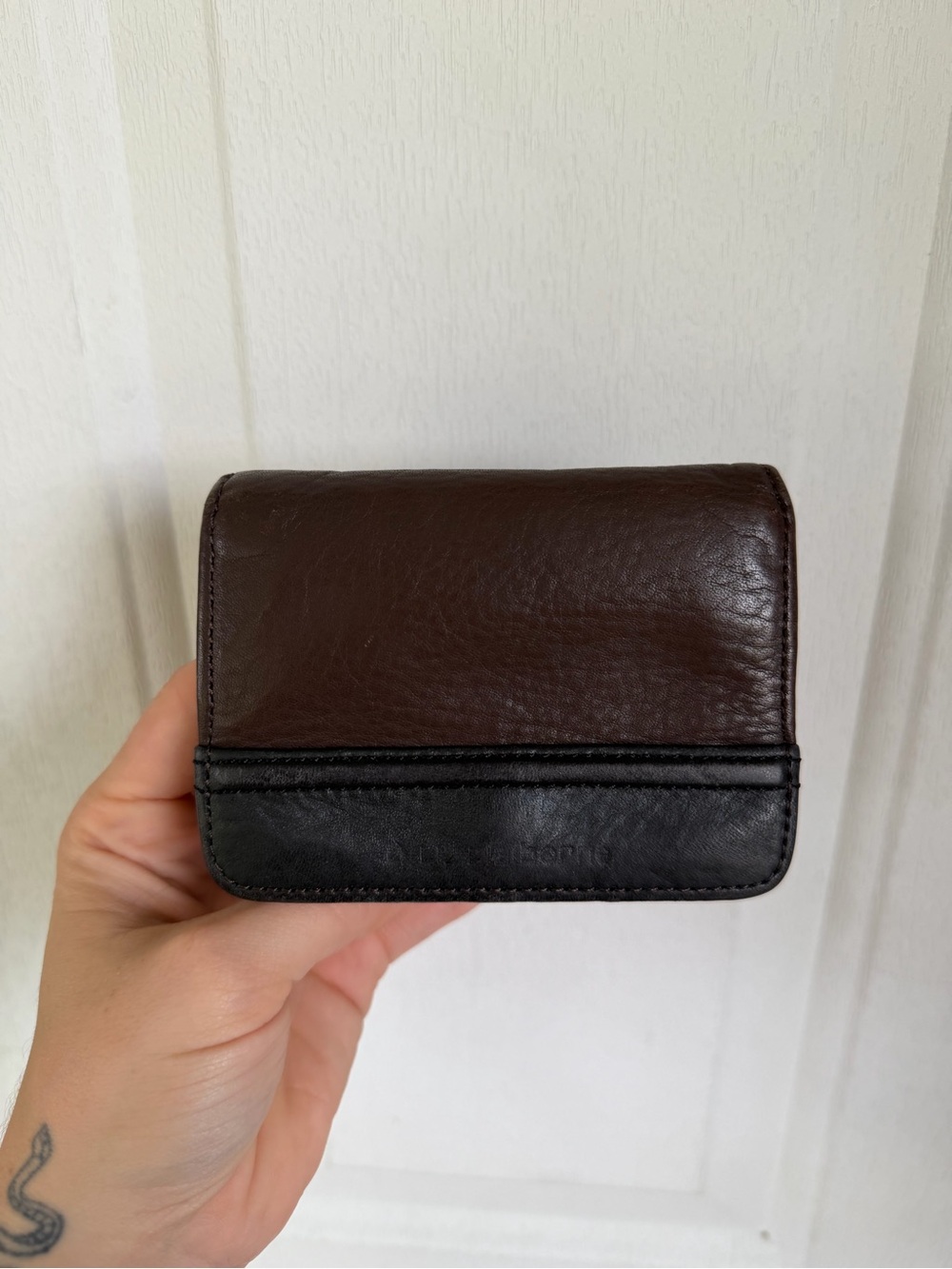 Vintage Liz Claiborne Brown Black Leather Trifold Wallet ID Coin Pocket